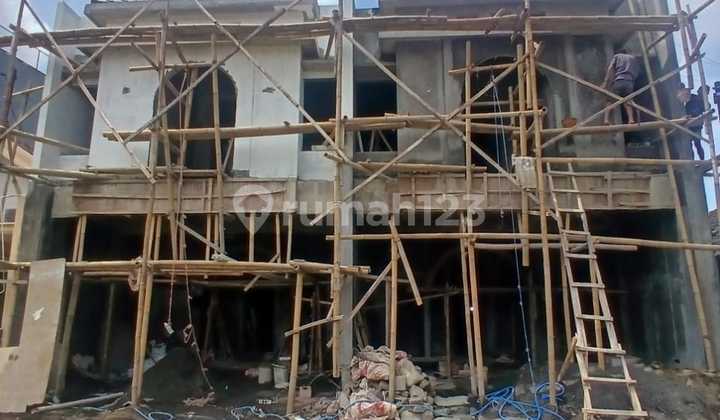 Strategic and Exclusive Boarding House in Malang City Strategic and Exclusive Boarding House in Malang City