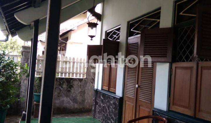 RUMAH 4 KAMAR TIDUR AREA GEDONGKUNING 1