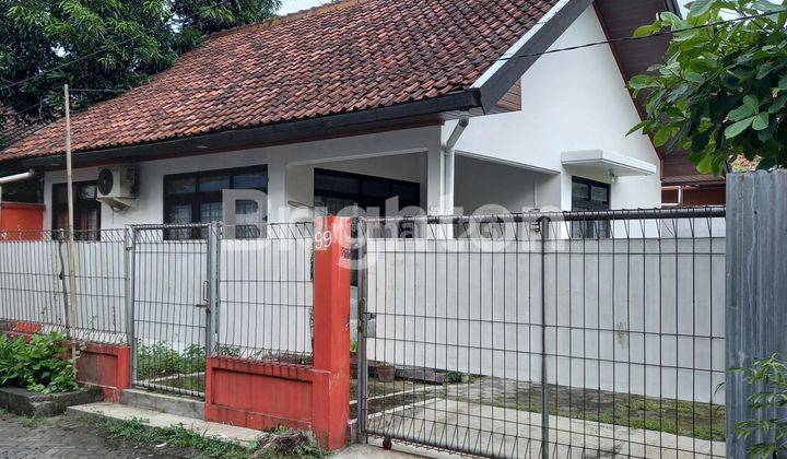 RUMAH DENGAN HALAMAN LUAS 500 M DI DALAM KOTA YOGYAKARTA 1