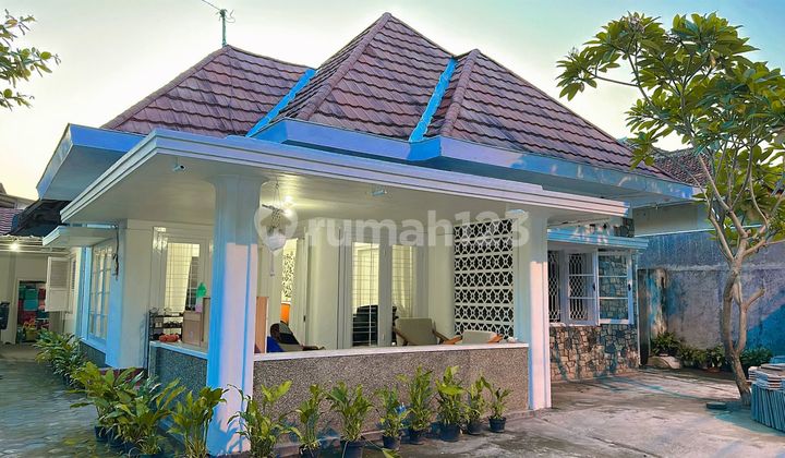Dijual Rumah Mewah Desain Kolonial - Super Strategis Tengah Kota Yogyakarta Dijual Rumah Mewah Desain Kolonial - Super Strategis Tengah Kota Yogyakarta