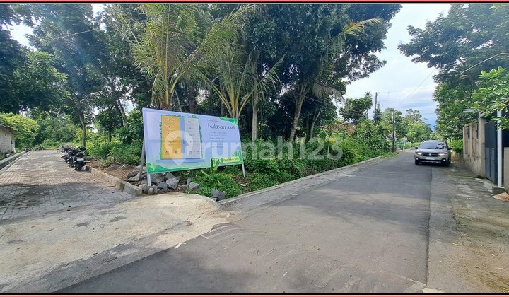 Free BPHTB & AJB in Kalasan Area, 5 Minutes to Bhayangkara Hospital Free BPHTB & AJB in Kalasan Area, 5 Minutes to Bhayangkara Hospital