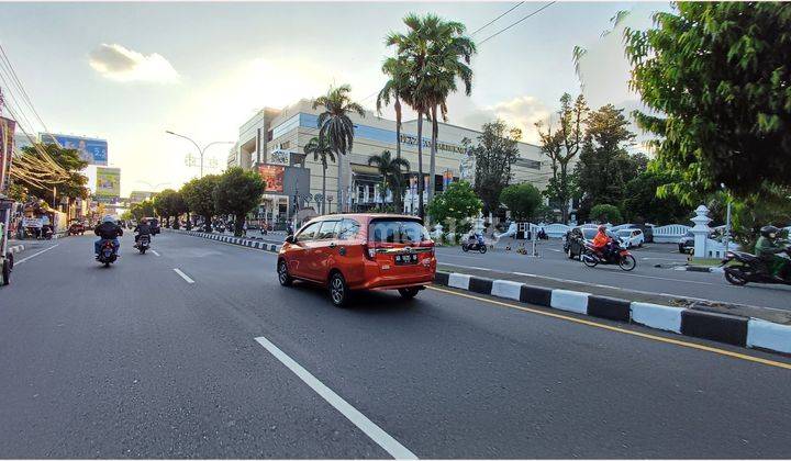 Tanah Jogja 800 Meter Jl.laksda Adi Sucipto, Lingkungan Kos, Shmp