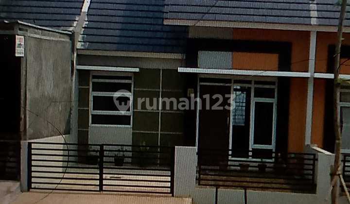 Rumah Dijual Metland Transyogi Pinggir Jalan Utama bisa Buat Usaha Rumah Dijual Metland Transyogi Pinggir Jalan Utama bisa Buat Usaha