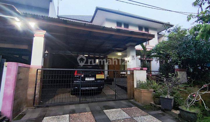 Rumah Dua Lantai Dengan Kolam Renang Di Kemang Pratama Bekasi Kota 1