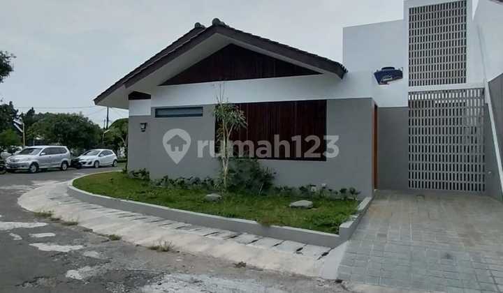 DIJUAL RUMAH FULL RENOVASI DI KOPO PERMAI 