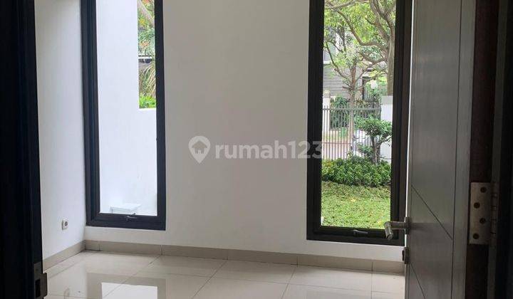 Rumah Bagus di Komplek Batununggal dekat Toserba Griya 2