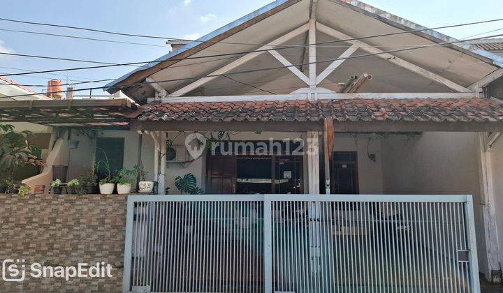 Rumah Kost Aktif Siap Huni di Komplek Kembar Pusat Kota 1