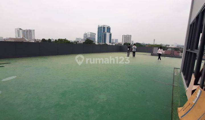 Ruang Usaha Di Lantai 5 Rooftop Mainroad Naripan  1