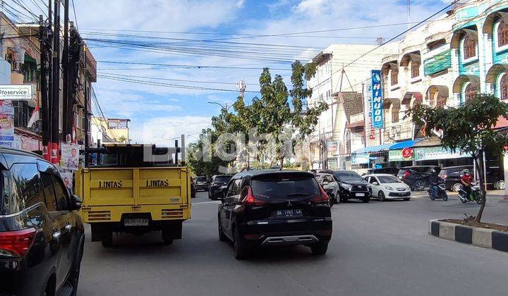 Ruko jalur ramai inti kota 2