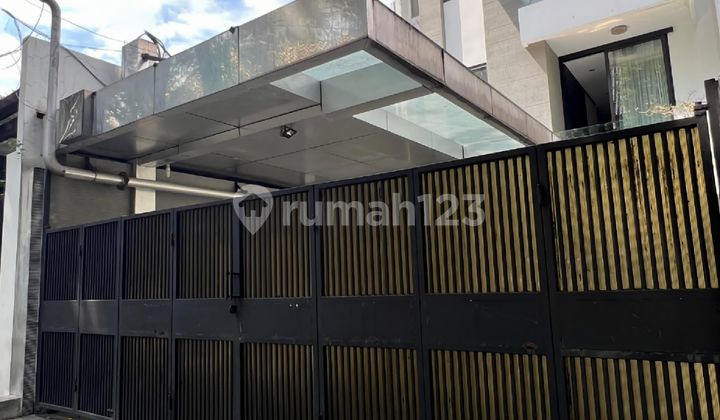 Apart House Lokasi Prime Kebayoran Baru