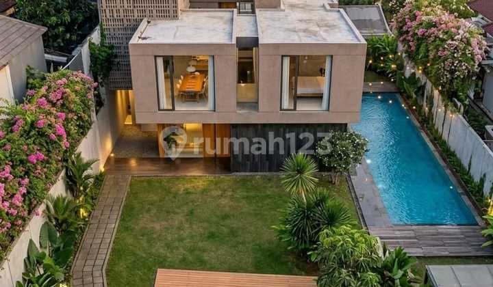 For Sale Rumah Siap Huni di Jatipadang, Jakarta Selatan For Sale Rumah Siap Huni di Jatipadang, Jakarta Selatan