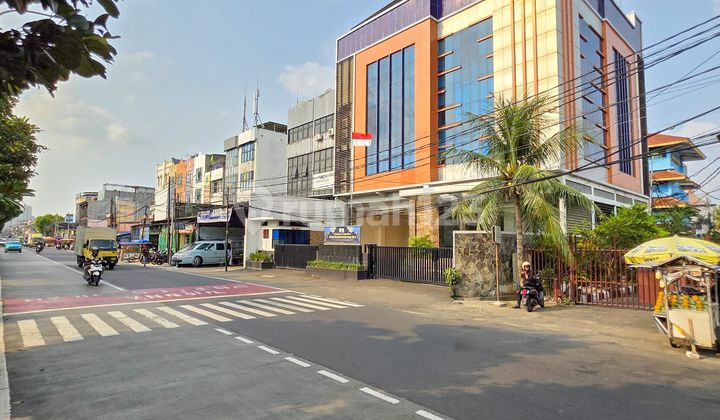 Luxury Office Building in Kemayoran Fully Furnished