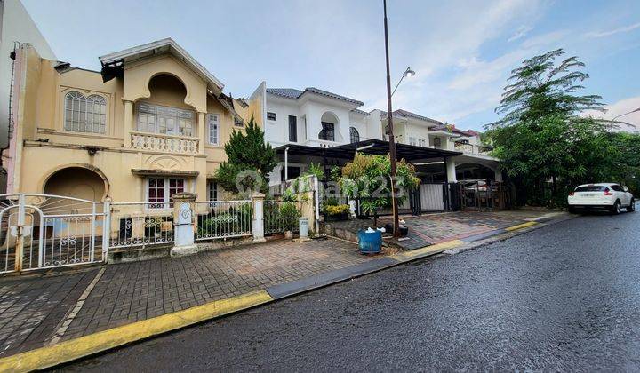 Rumah Asri Di Perumahan Legenda Wisata Cluster Cleopatra Bogor 2