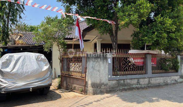 Rumah Hook Di Jl. Gn. Balong Lebak Bulus Jakarta Selatan 2