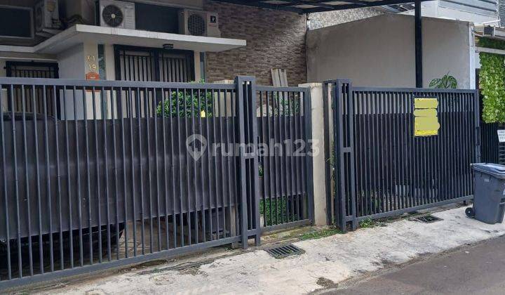 Rumah 2 Lantai Bagus Di Griya Loka Bsd Tangerang Selatan 2