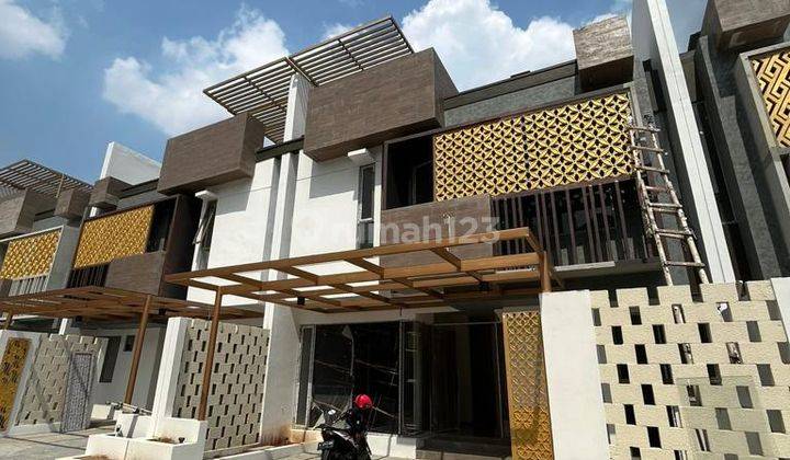 Rumah Jual Puri 11, Heritage Selling Fast Jual Cepat Bu Luas Tanah 220 M2 4+ 1 Kt 1