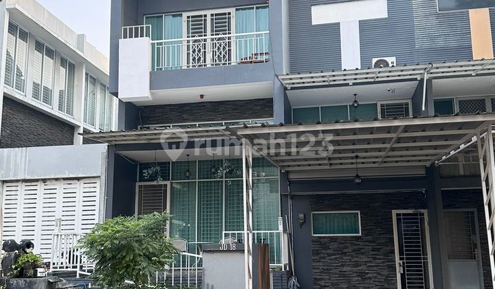 QUICK SALE House in Gilimanuk Cluster, Daan Mogot Baru Housing, West Jakarta, Land Size 8x18, Freehold Certificate