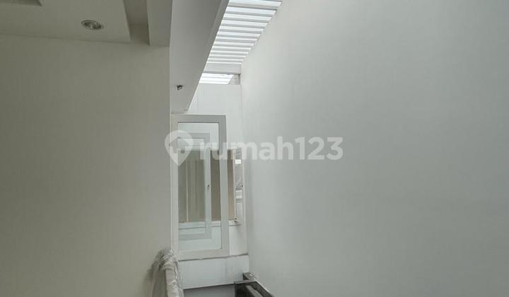 jual rumah puri kencana baru renov siap huni bagus 5 kamar tidur jual rumah puri kencana baru renov siap huni bagus 5 kamar tidur