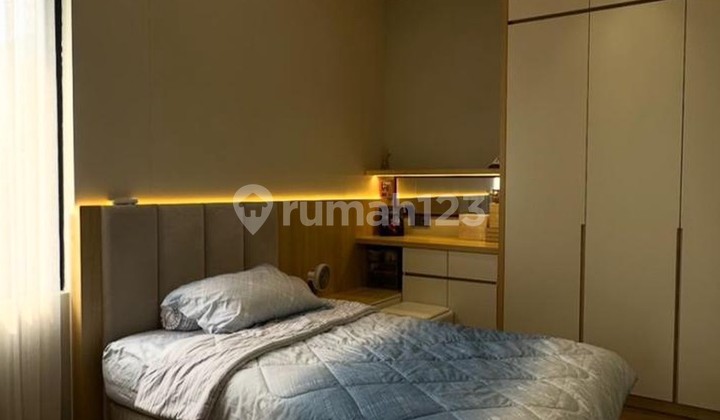 For sale Millennial Home PIK 2 Extension Cluster Baltimore BAL1 Size 9x15 (hook)