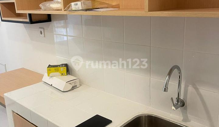 Disewa Unit Rapi Tokyo Apartemen Pik2 Tipe Studio Lantai Tinggi 2