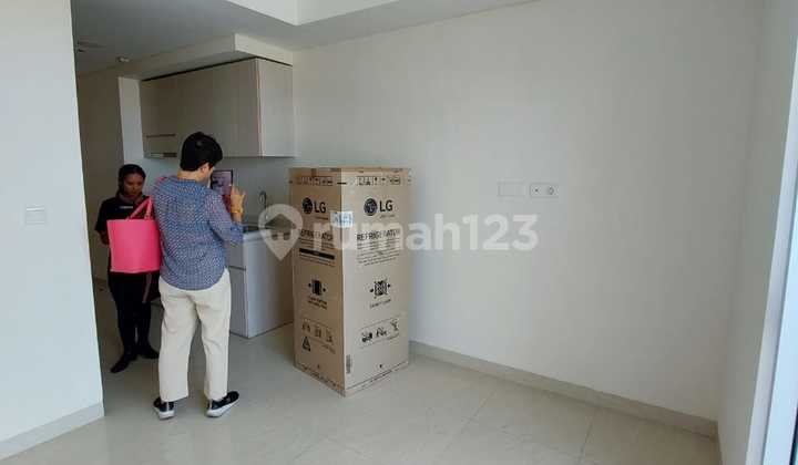 disewa sedayu suites apartemen kelapa gading studio furnished 2