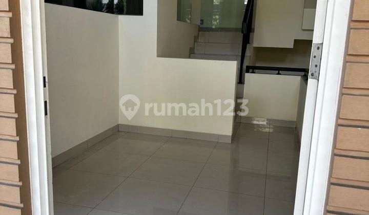 For Sale Layar Permai PIK 4 Bedrooms 8X15 Good SHM For Sale Layar Permai PIK 4 Bedrooms 8X15 Good SHM