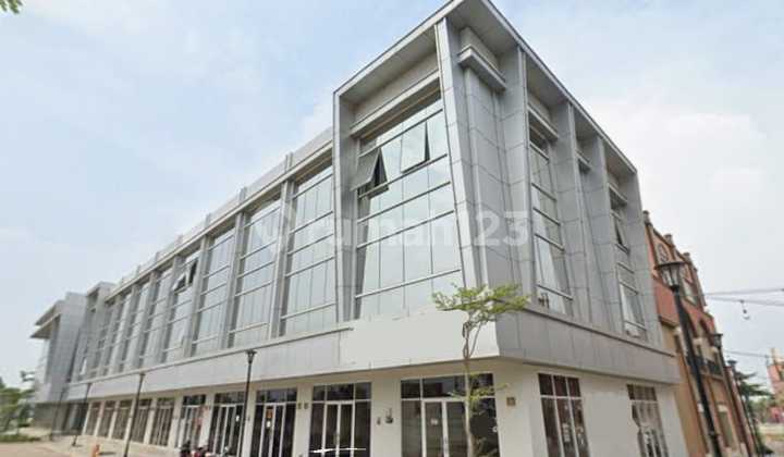 RUKO LA RIVIERA PIK2, 3-Unit Joined Shophouse. Corner Position, Land Area 210 M2, Fully Renovated.