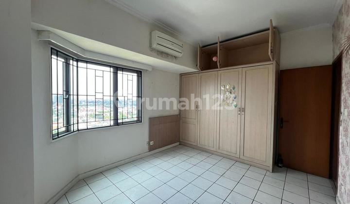 DIJUAL Apartemen Wesling Kedoya Tower A Luas 122m2 Semi furnished