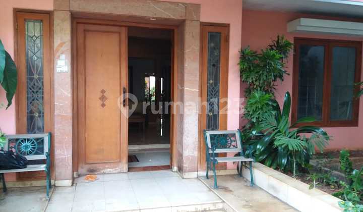 Rumah di Cipinang Elok Jakarta Timur Luas tanah  (14 x 36) 3 Lantai SHM 2