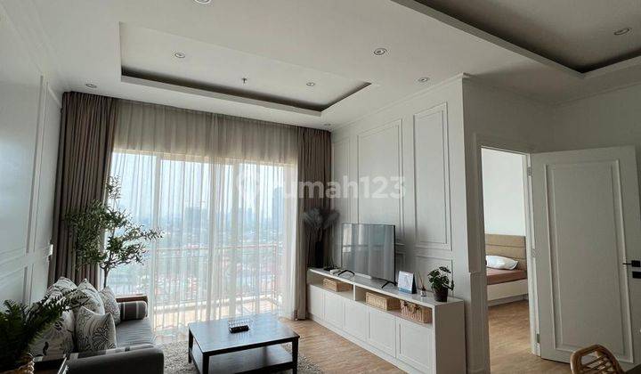 Good Deal Cakep Banget Baru Renov, Senayan Residence 3 BR  1