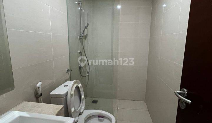 Puri Mansion Townhouse Luas tanah 142m2 Furnished Siap Huni 2