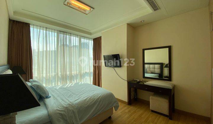 Disewakan Luxury Apartment The Peak Sudirman Jakarta Selatan Private Lift Very Good Condition Furnished 3 Bedrooms 2