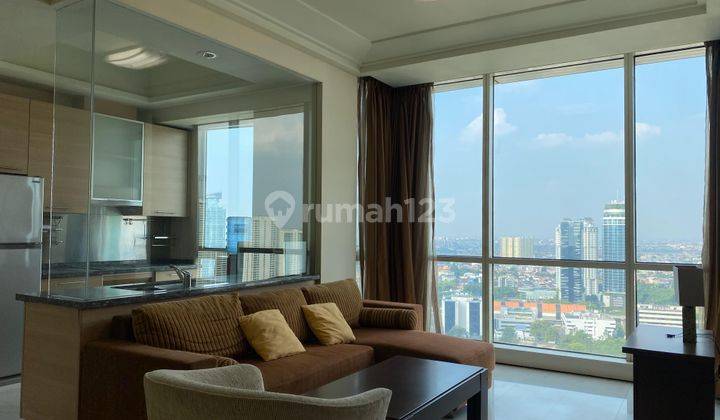 Disewakan Luxury Apartment The Peak Sudirman Jakarta Selatan Private Lift Very Good Condition Furnished 3 Bedrooms 1