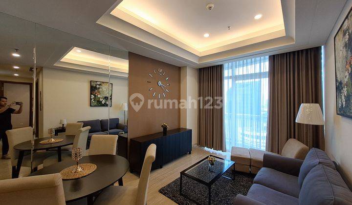 Disewakan Murah Luxury  Apartment South Hills Jakarta Selatan - Very Good Condition Furnished - 2 Bedrooms 1