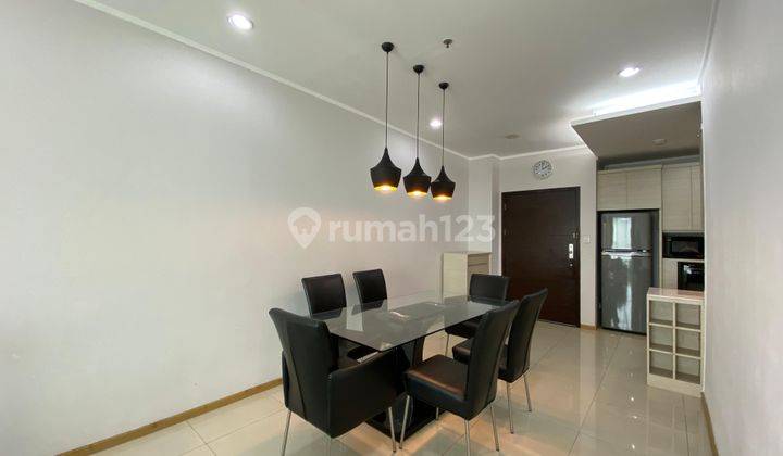 ruang makan disewakan murah luxury apartment gandaria