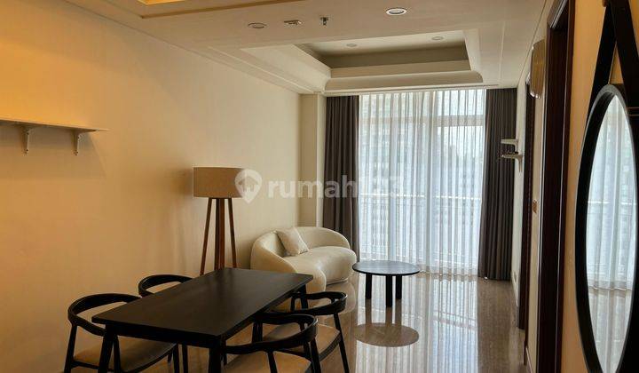 Dijual Luxury Apartment Lokasi Strategis - South Hills Jakarta Selatan - Private Lift - Very Good Condition Furnished - 1 Bedroom 2