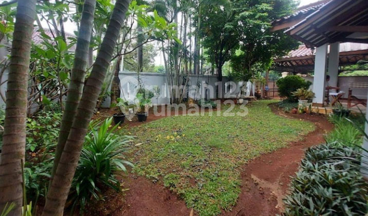 For Sale: House in Pejaten Area, Flood-Free and Strategic Location For Sale: House in Pejaten Area, Flood-Free and Strategic Location