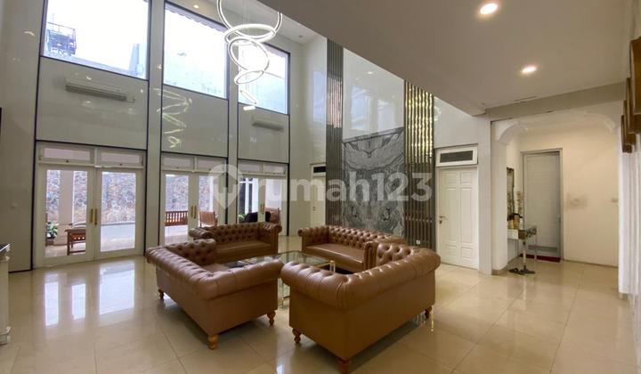 Dijual Rumah Daerah Tebet Lokasi Strategis Cocok untuk Kantor/Usaha Lain atau di Huni 2