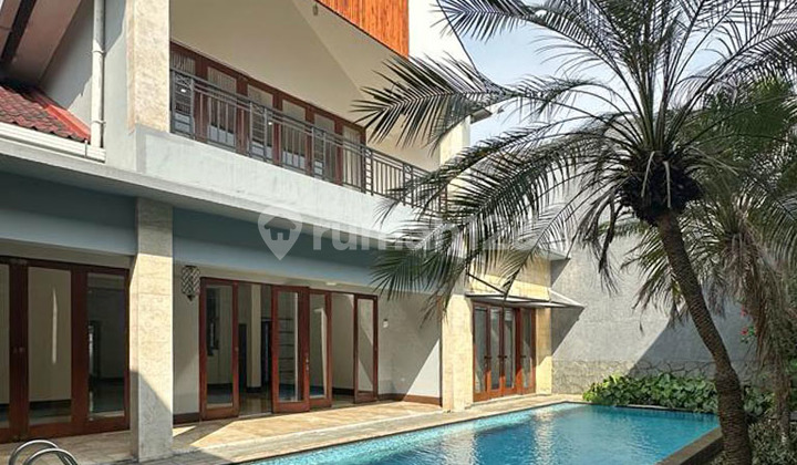 For Rent House in Strategic Area of New Dharmawangsa Renovated