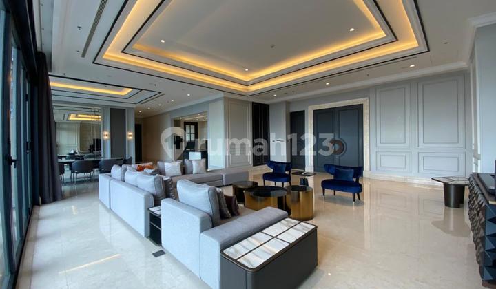 Disewakan Unit Mewah Luxury Daerah Strategis Private Lift 4Br Raffles Residence Disewakan Unit Mewah Luxury Daerah Strategis Private Lift 4Br Raffles Residence