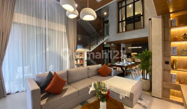 For Sale 4-Story House with Lift Affordable Price Wijaya Area For Sale 4-Story House with Lift Affordable Price Wijaya Area