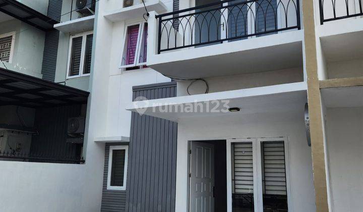 Dijual Rumah Cantik 2 Lantai Medan Sunggal di Medan sunggal, Medan Sunggal 1