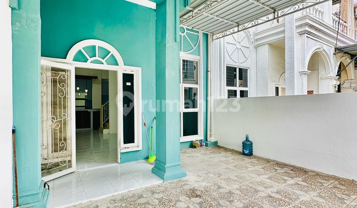 Rumah Murah 2 Lantai Dekat Simpang Pos Rumah 2