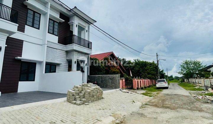 Rumah 2 Lantai Lokasi Strategis Medan Johor di jln eka suka, Medan Johor 2