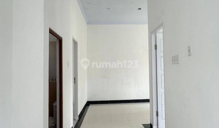 Rumah 1 Lantai Ukuran 12x14 Dalam Komplek Besar Di Flamboyan 2