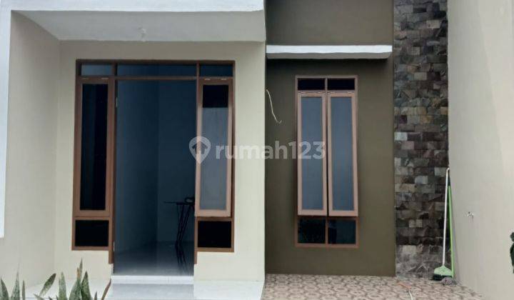 RUMAH CANTIK SIAP HUNI DI MEDAN JOHOR.   2