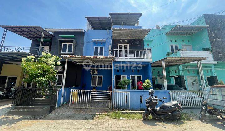 Dijual Rumah 2,5 Lantai Dalam Komplek Di Ringroas di Jln pasar 2 Ringroad, Medan Kota 1