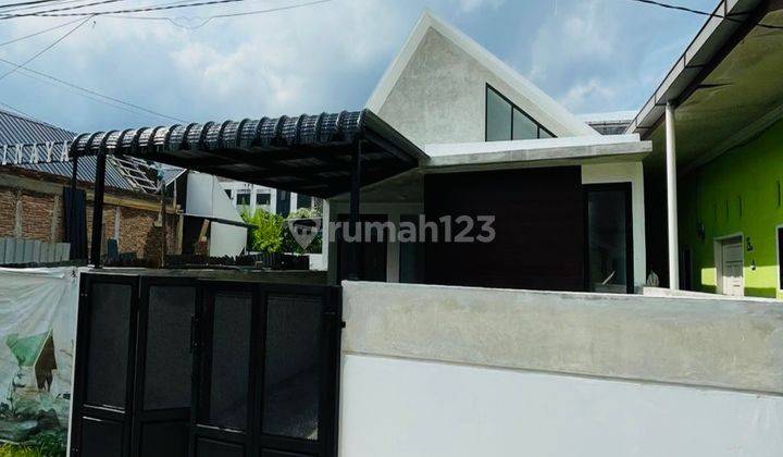 Dijual Rumah Cantik Siap Huni Titi Kuning di jln Titi kuning, Medan Johor 1