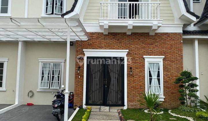 Dijual Rumah Mewah Full Furnish Komplek Mercy di Medan Johor, Medan Johor 1