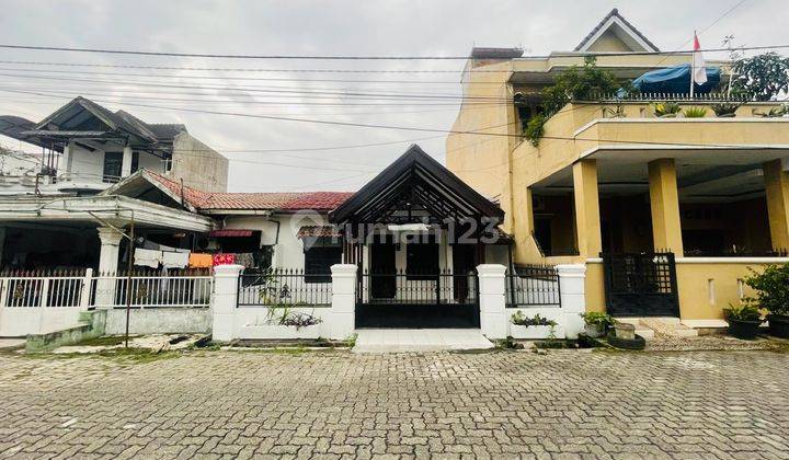 Dijual Cepat Rumah Dalam Komplek Waikiki Flamboyan di jln flamboyan, Medan Selayang 2